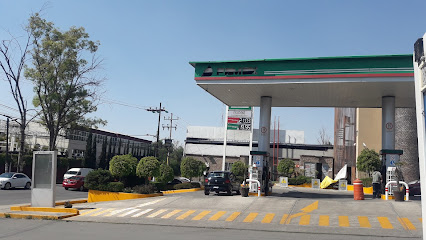 Imagen de la estación Bosques del Lago